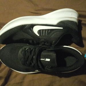 Brand new nike shoes black and white size7
